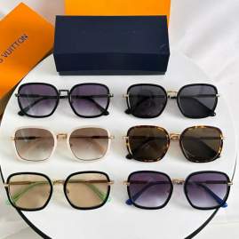 Picture of Louis Vuitton Sunglasses _SKUfw76366567fw